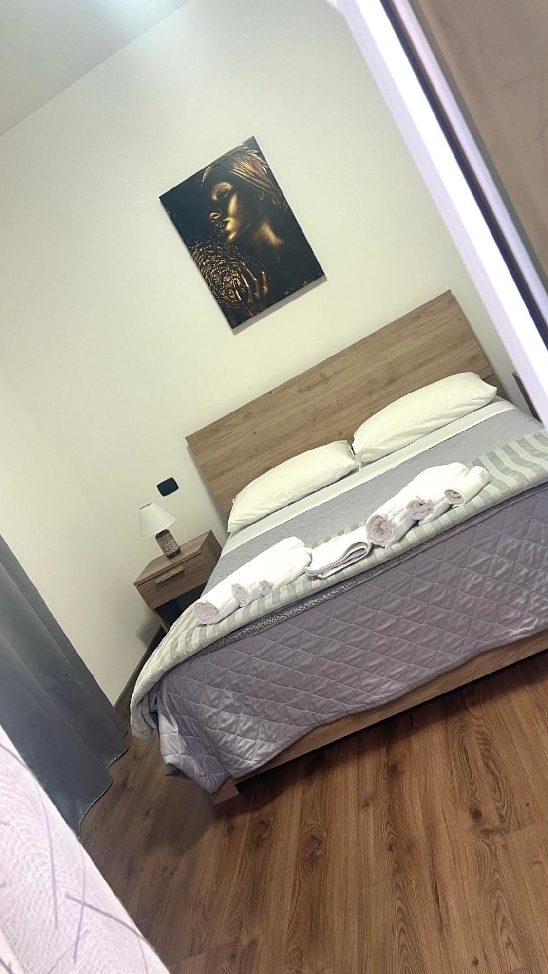 Juliet N - Rental Rooms Верона Екстер'єр фото
